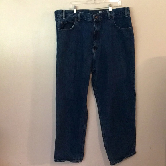 Kirkland Men’s Jeans Size 44 x 30 Relaxed fit Excellent Condition 5 pocket Comfy - Picture 2 of 6